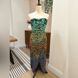 BCBGMaxAzria MultiColor Gown Size 2